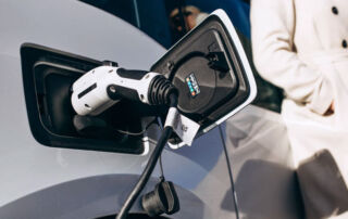 ¿Qué son las baterías de estado sólido: la gran apuesta del coche eléctrico?