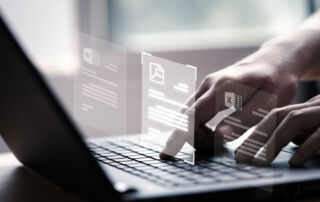 ¿Cómo abrir un archivo no reconocido por el sistema operativo según sus cabeceras?