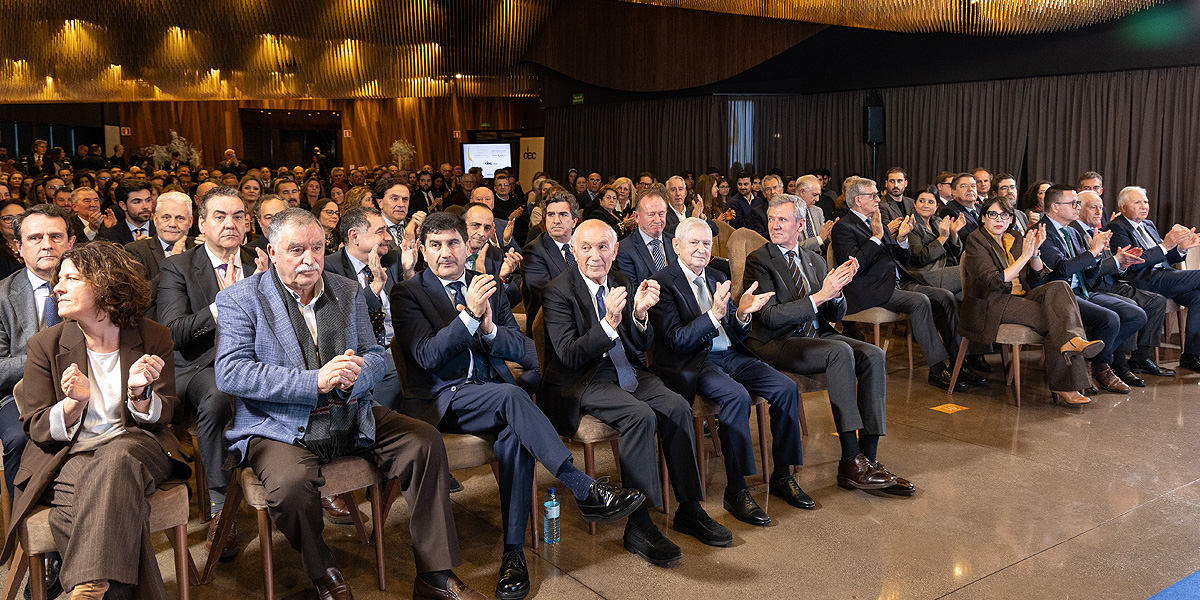 Asistentes XV Premio Liderazgo Empresarial Asistentes XV Premio Liderazgo Empresarial