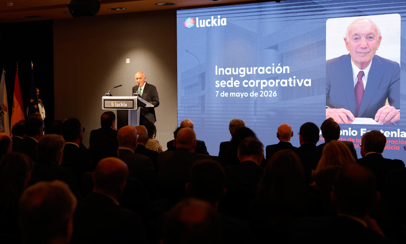 El presidente de la CEC, Antonio Fontenla, interviene en el acto institucional de inauguración de la nueva sede corporativa de Luckia en A Coruña